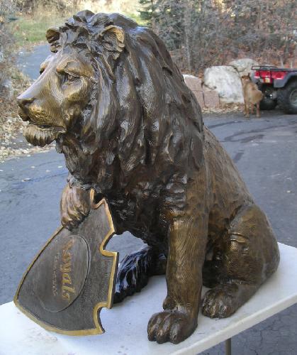 royal-lion-lifesize-2